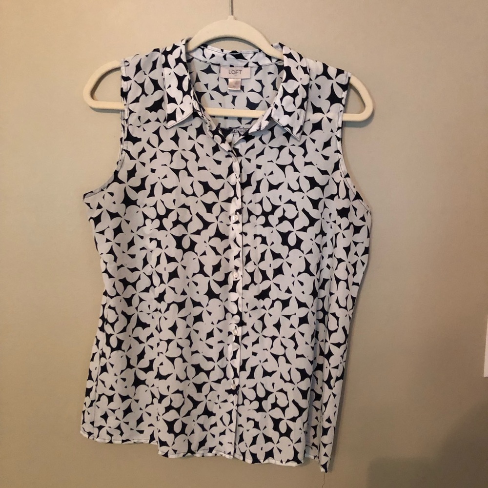💥LOFT Flower Blouse